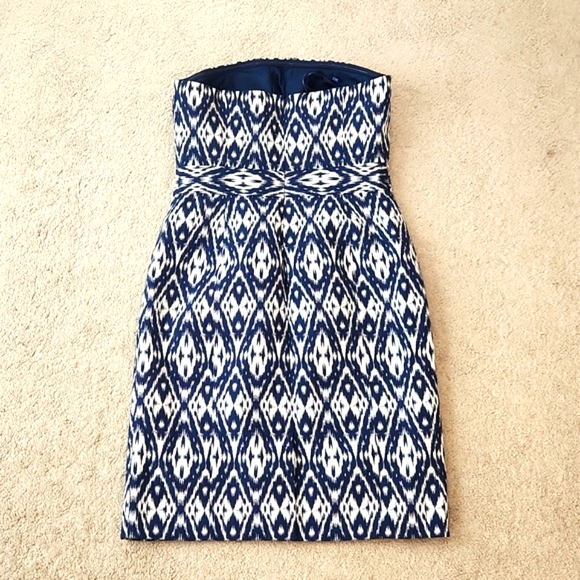 Banana Republic Ikat navy and white strapless dress NWOT - Picture 10 of 15